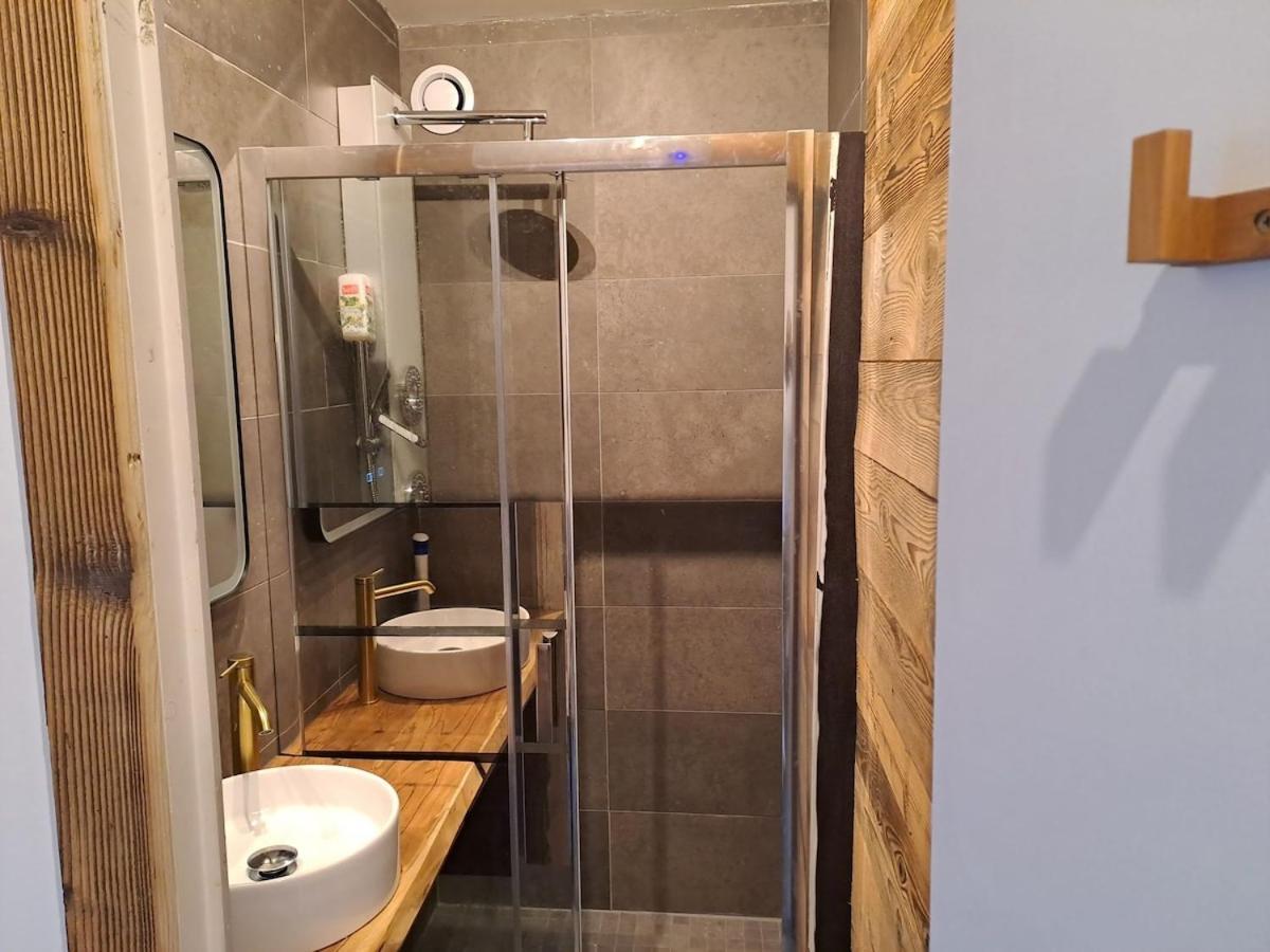 Maison A Moutiers 3 Vallees 4 Chambres 10 Pers Exterior photo
